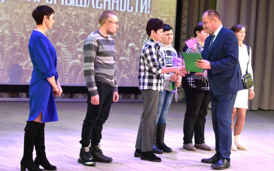 С благодарностью к труженикам сельского хозяйства